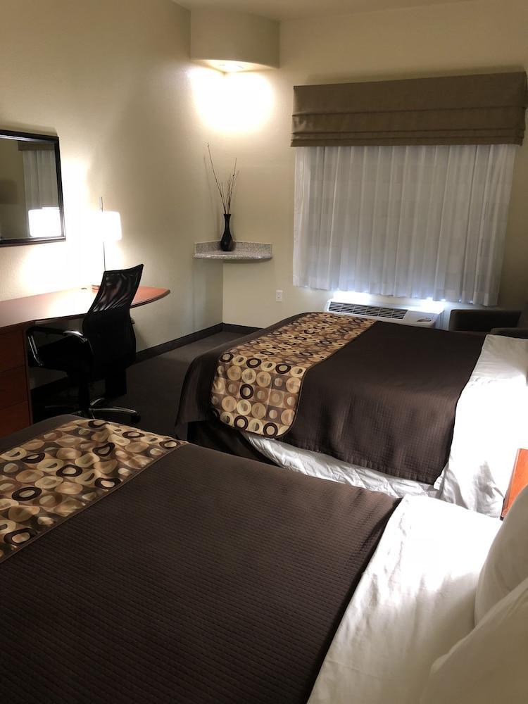 Surestay Plus Hotel By Best Western Near Seaworld Сан Антонио Екстериор снимка