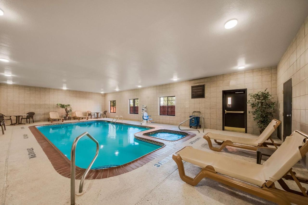Surestay Plus Hotel By Best Western Near Seaworld Сан Антонио Екстериор снимка