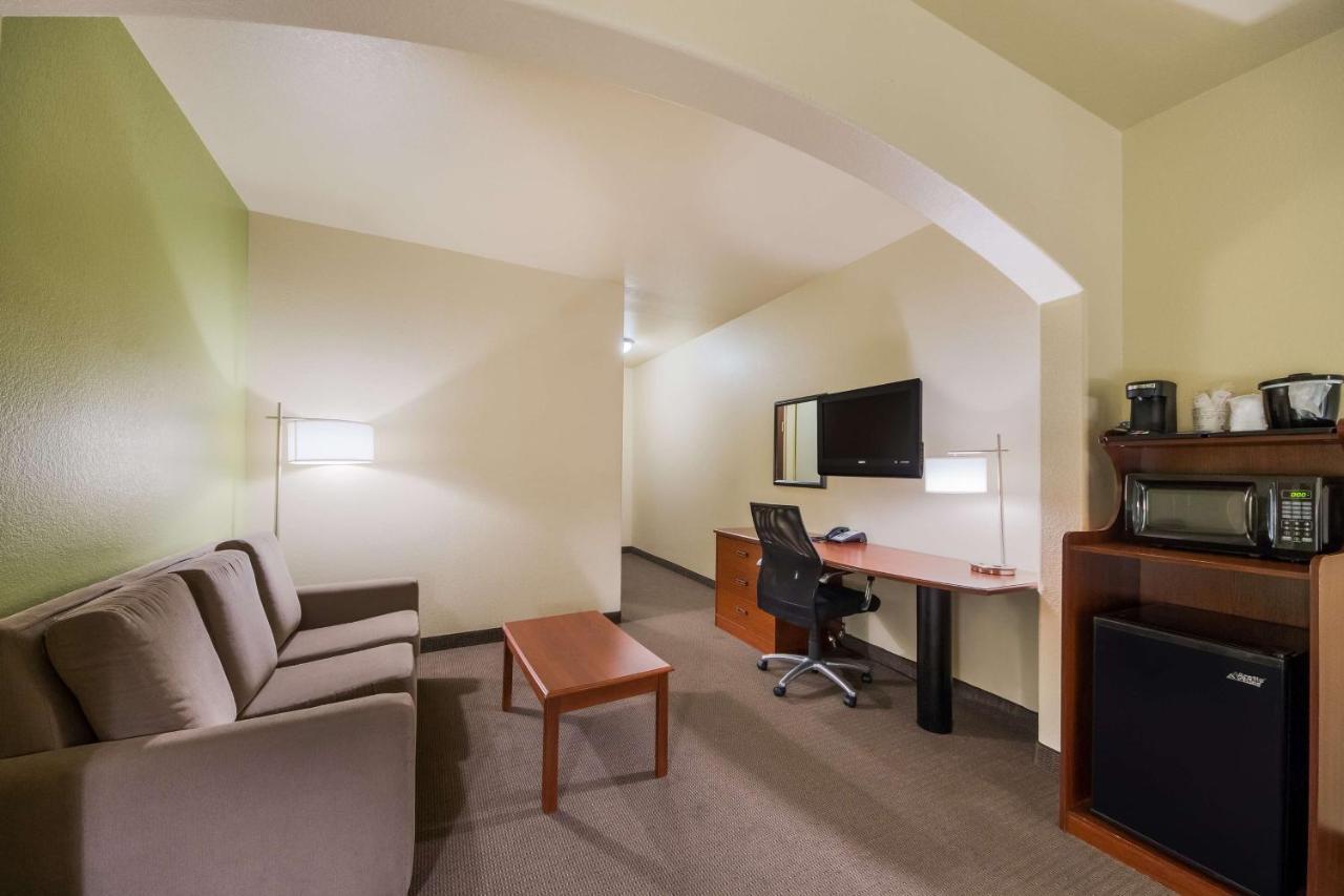 Surestay Plus Hotel By Best Western Near Seaworld Сан Антонио Екстериор снимка