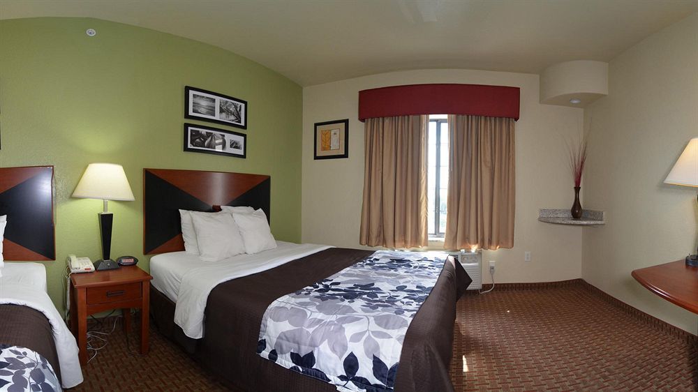 Surestay Plus Hotel By Best Western Near Seaworld Сан Антонио Екстериор снимка